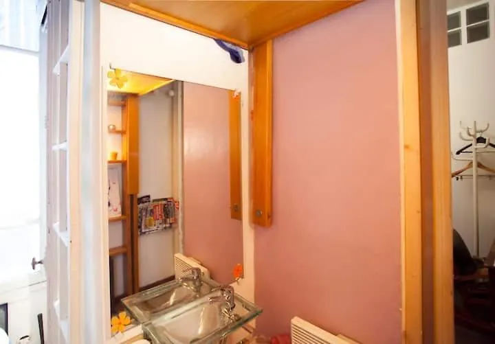 파리 Bien Situe B&B